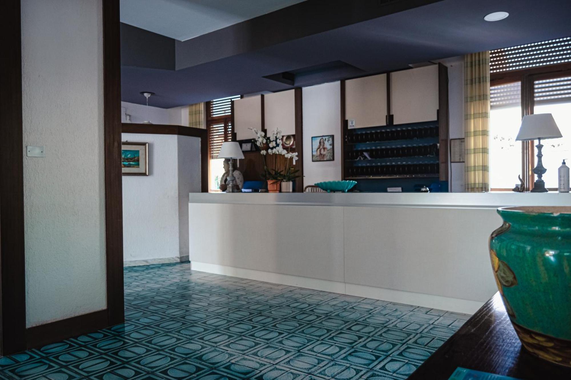 Hotel Mediterraneo Guardia Piemontese Terme Exteriér fotografie